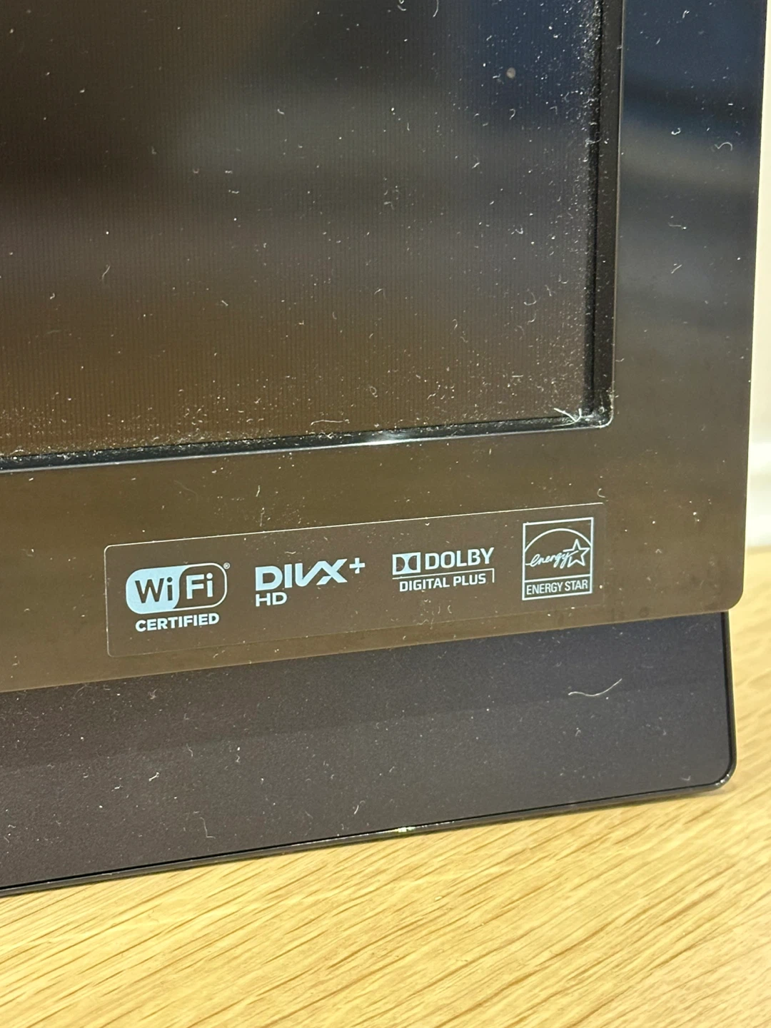 60” Sharp AQUOS Smart TV - photo 3