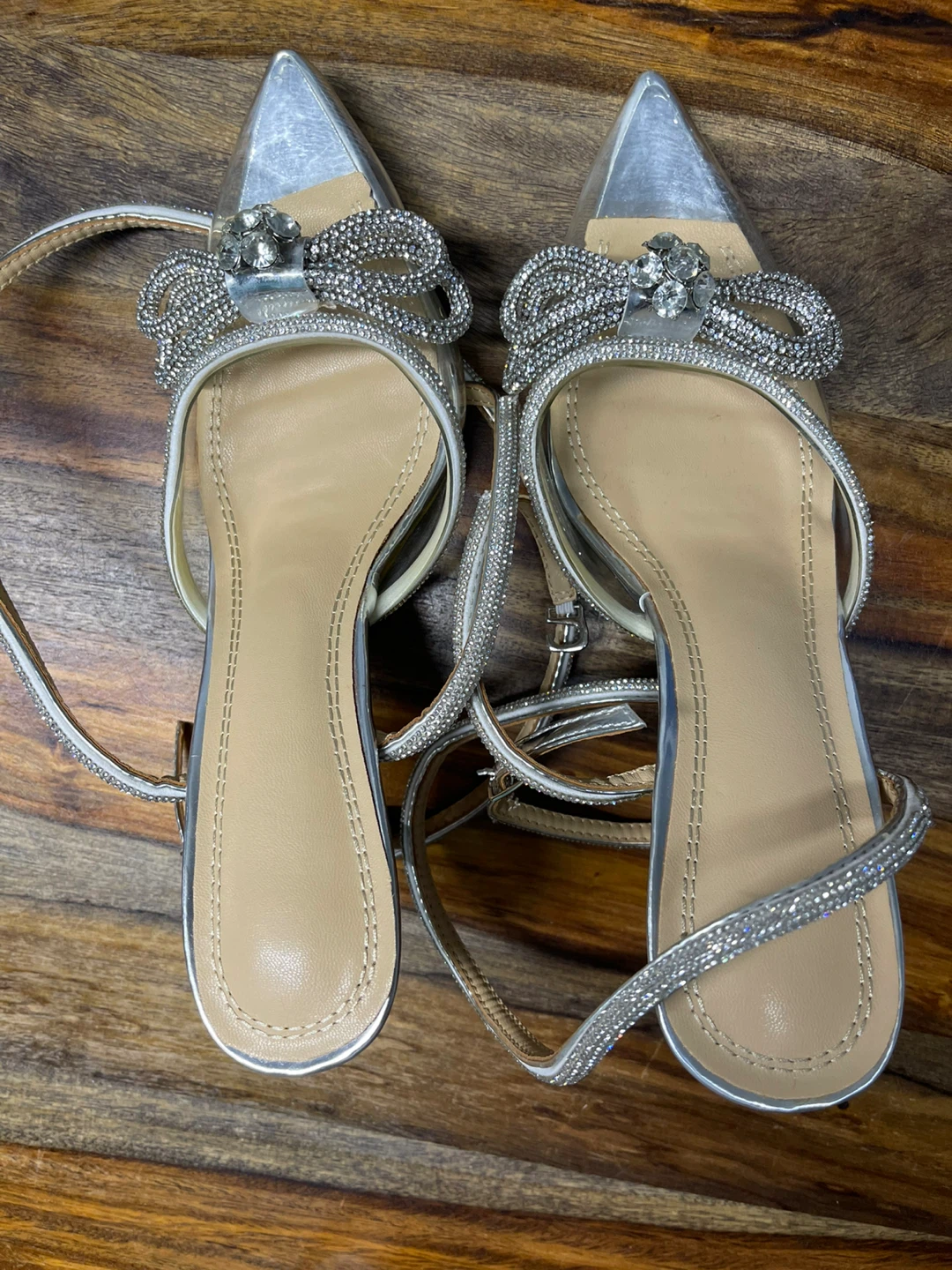Size 38 Women's Silver Rhinestone Bow Clear Heels - photo 5