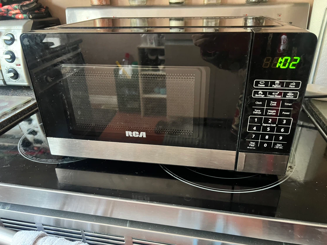 RCA RMw729 Household Microwave Oven