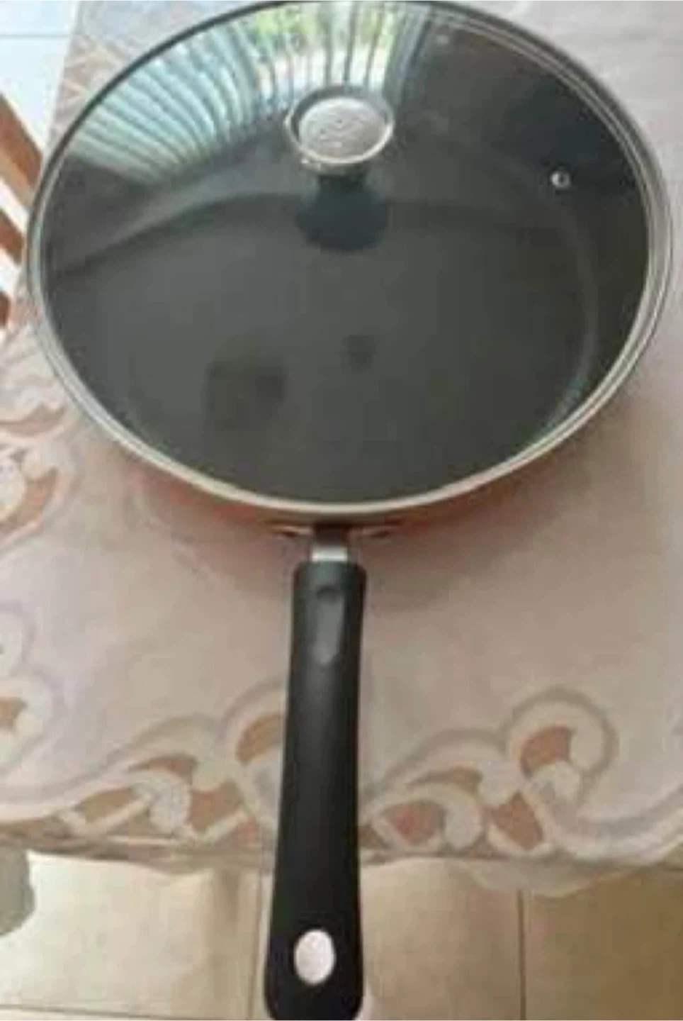 Small and big frying pan (Okay condition) (Both for FREE) - photo 4
