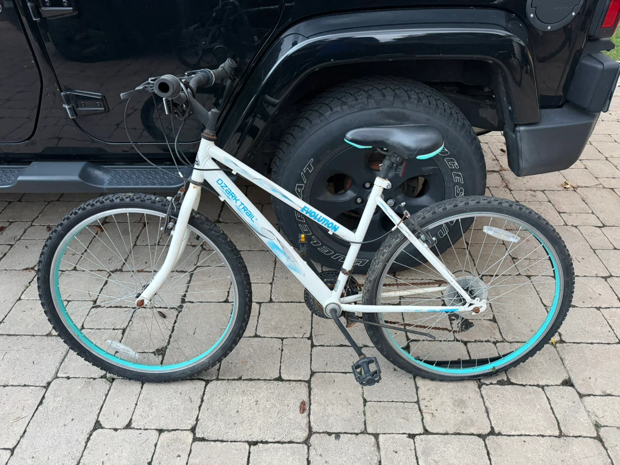 HUGE GARAGE BIKE SALE – Adult, Youth & Toddler Bikes - photo 4