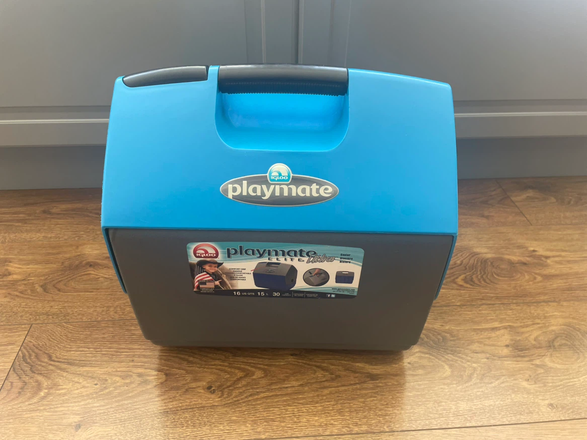Igloo Playmate Elite Ultra Cooler - Blue/Grey