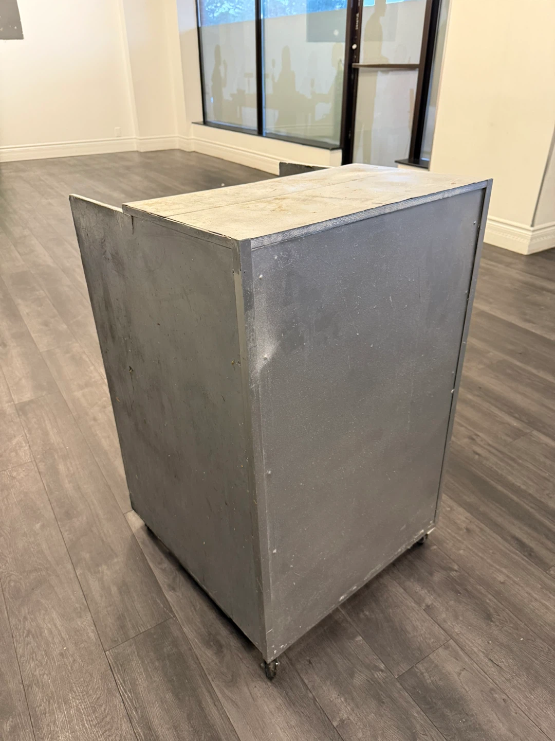 Hostess podium table with wheels