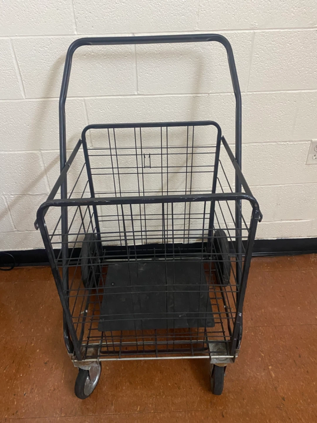 Everything for sale - photo 2
