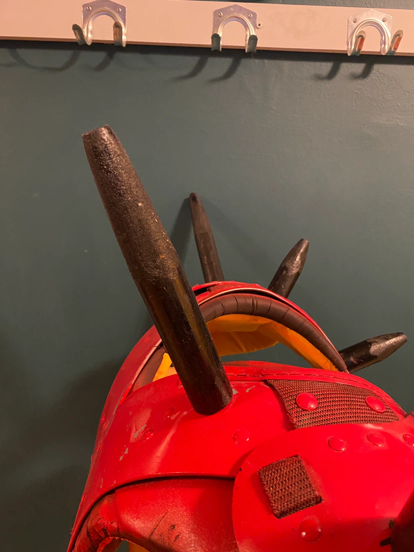 Red Spiked Shoulder Pads for Costume - photo 5