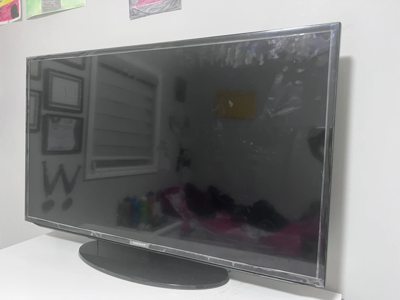 Samsung smart UN46H5203AF TV