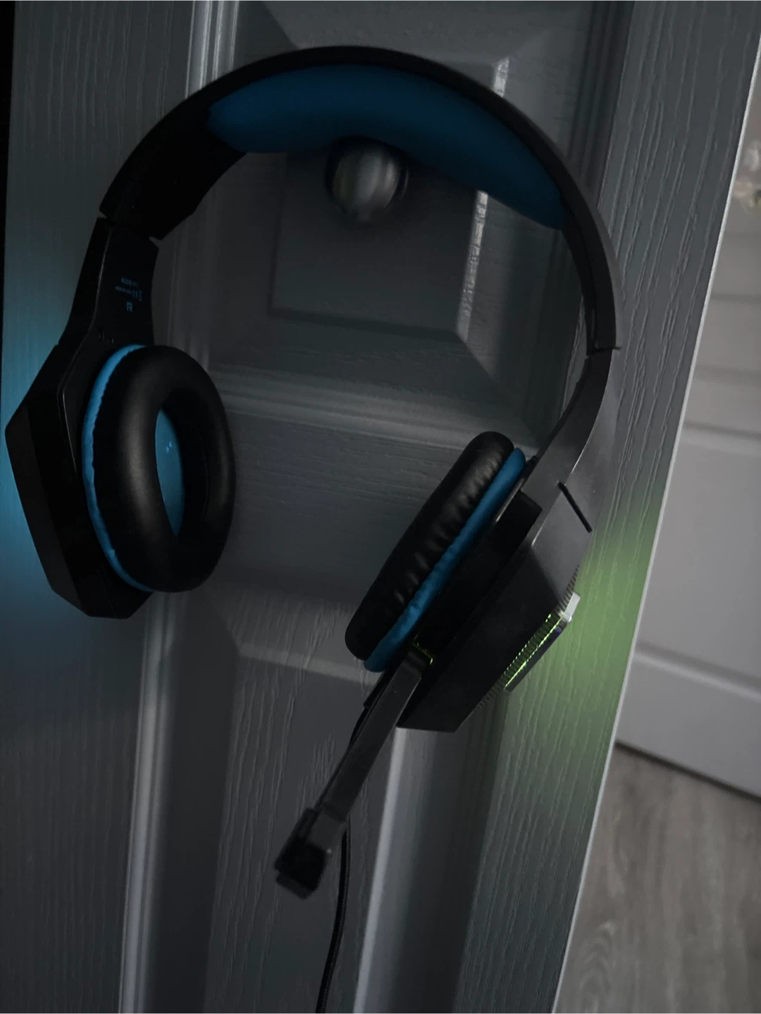 Gaming Headphones with Mic - photo 2