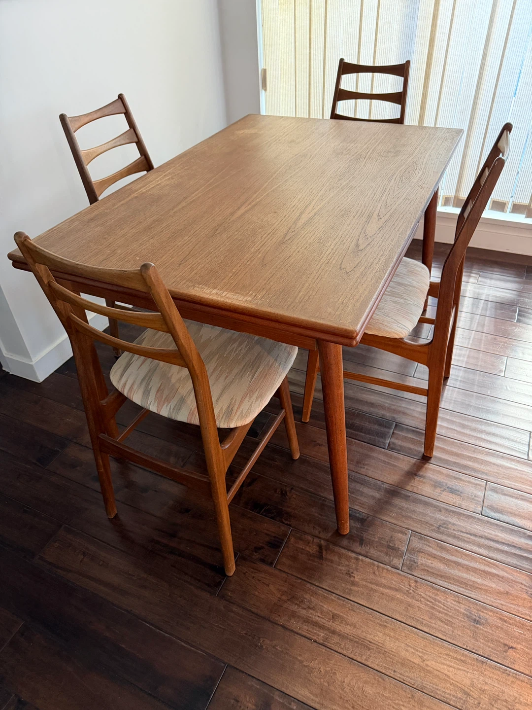 Vintage 1970s Dinning Set | Restoration Project - photo 3