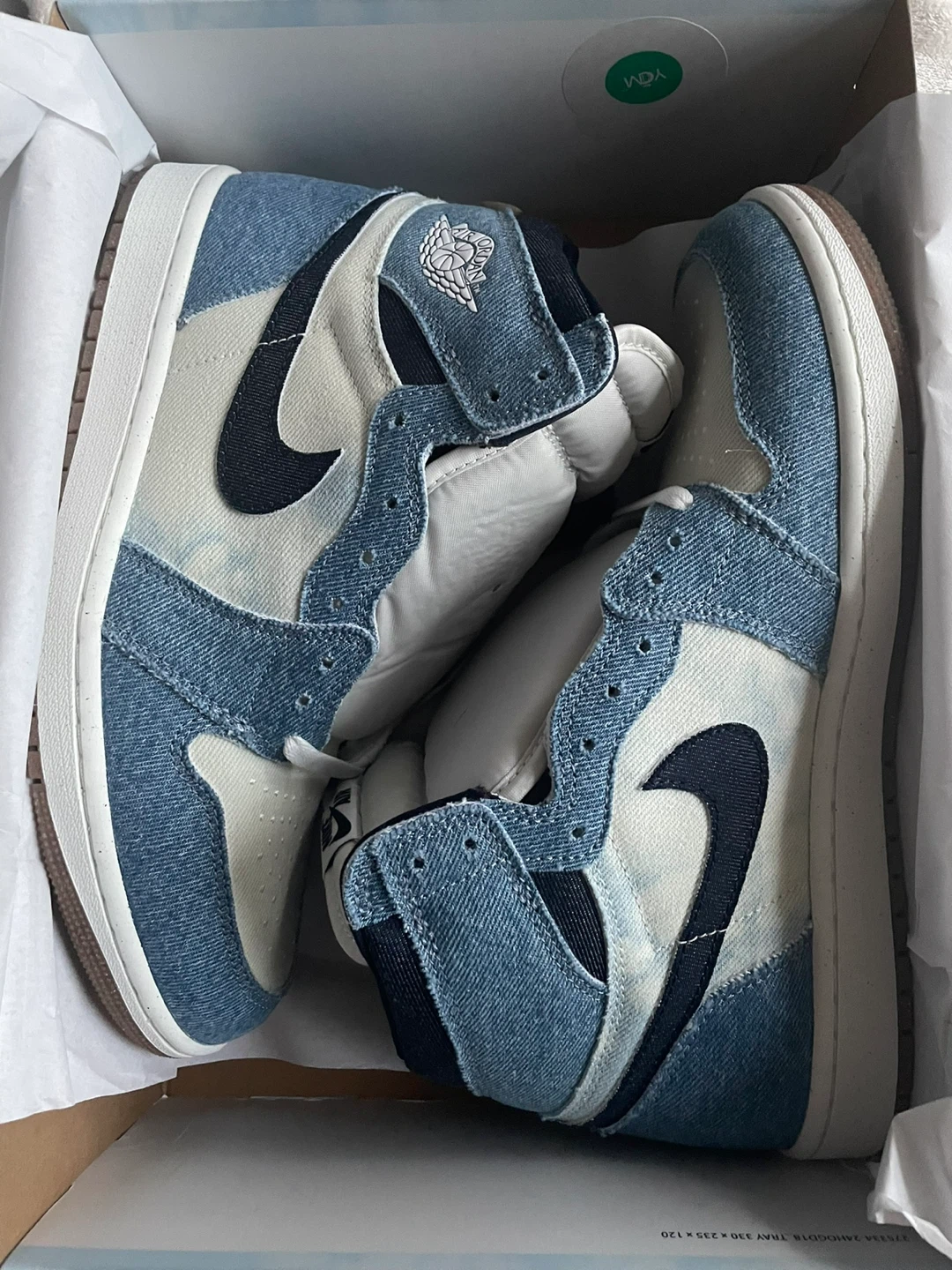 Air Jordan 1 Retro High OG Denim