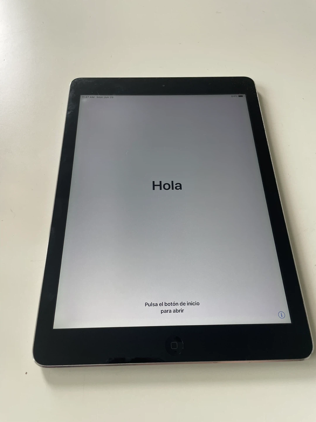 Apple iPad Air Tablet - photo 2