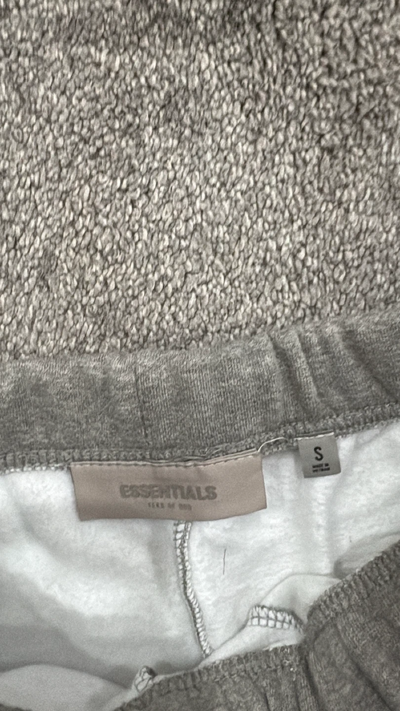 ESSENTIALS Fear of God Grey Sweat Shorts Size S - photo 3