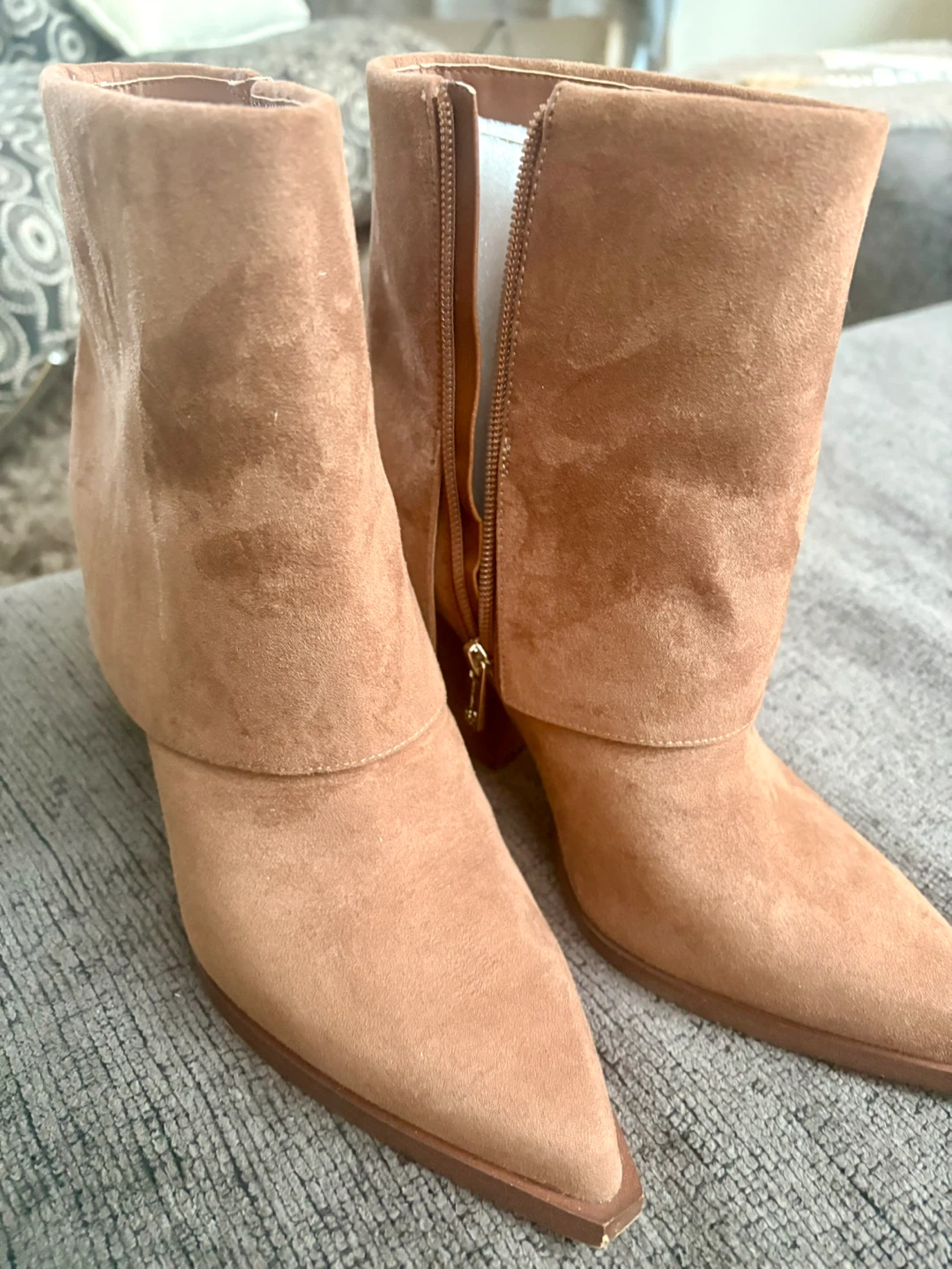 Jessica S. Suede Ankle Boots size 8.5 - photo 2