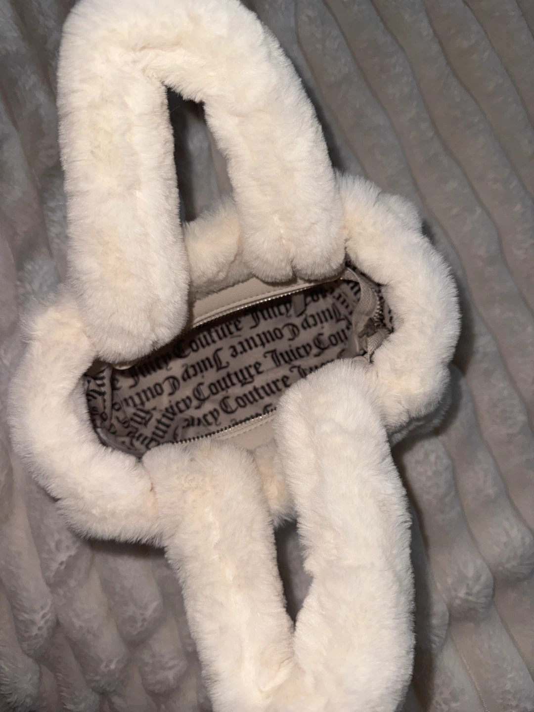 Juicy Couture Fuzzy Mini Bag - photo 2