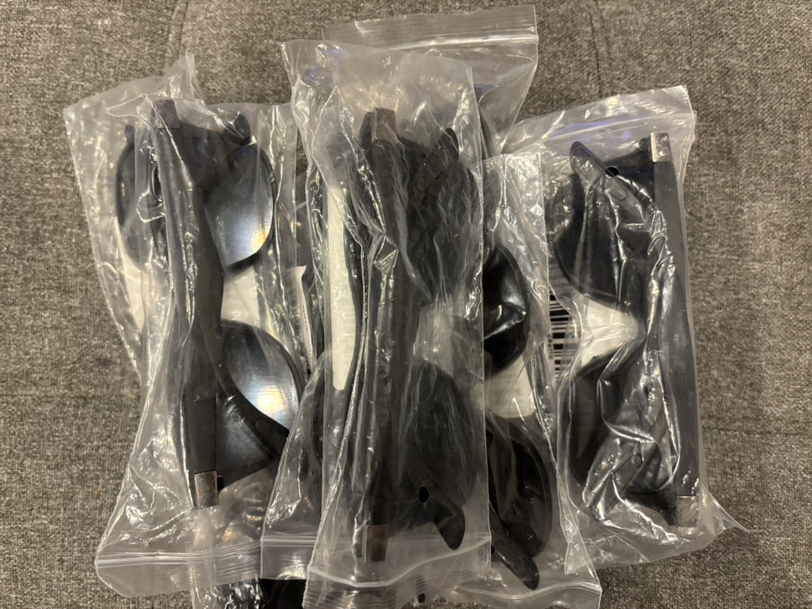 Black Sunglasses - Pack of 12 - photo 4