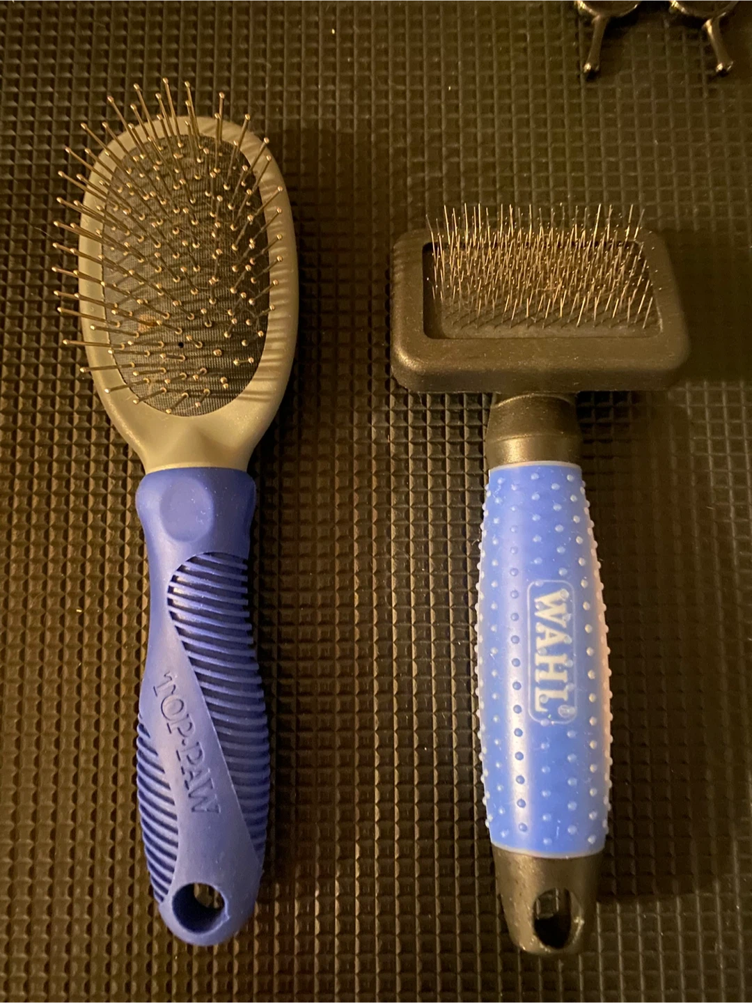 Top Paw & Wahl Pet Grooming Brushes