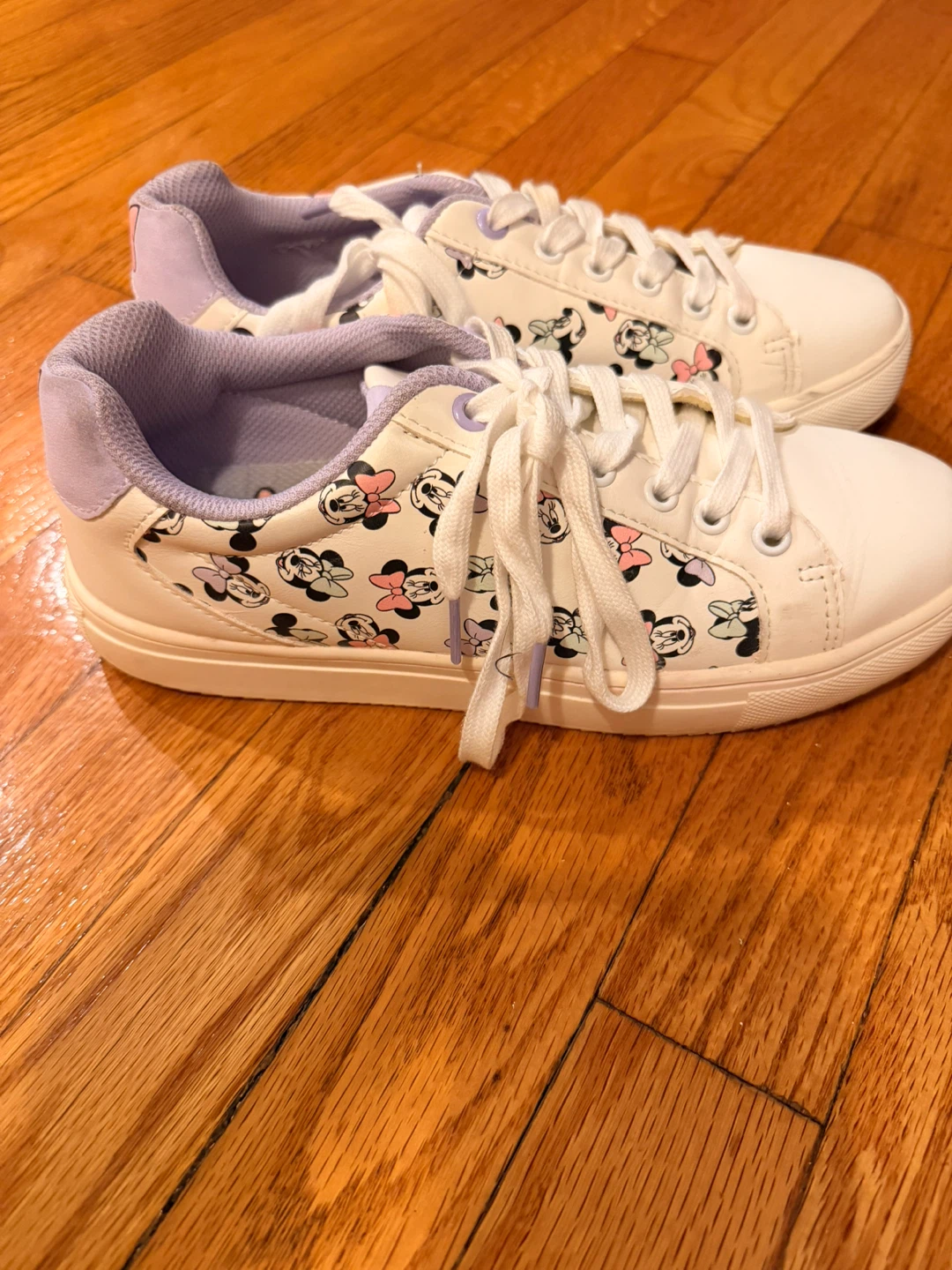 White Minnie Mouse Sneakers - photo 2