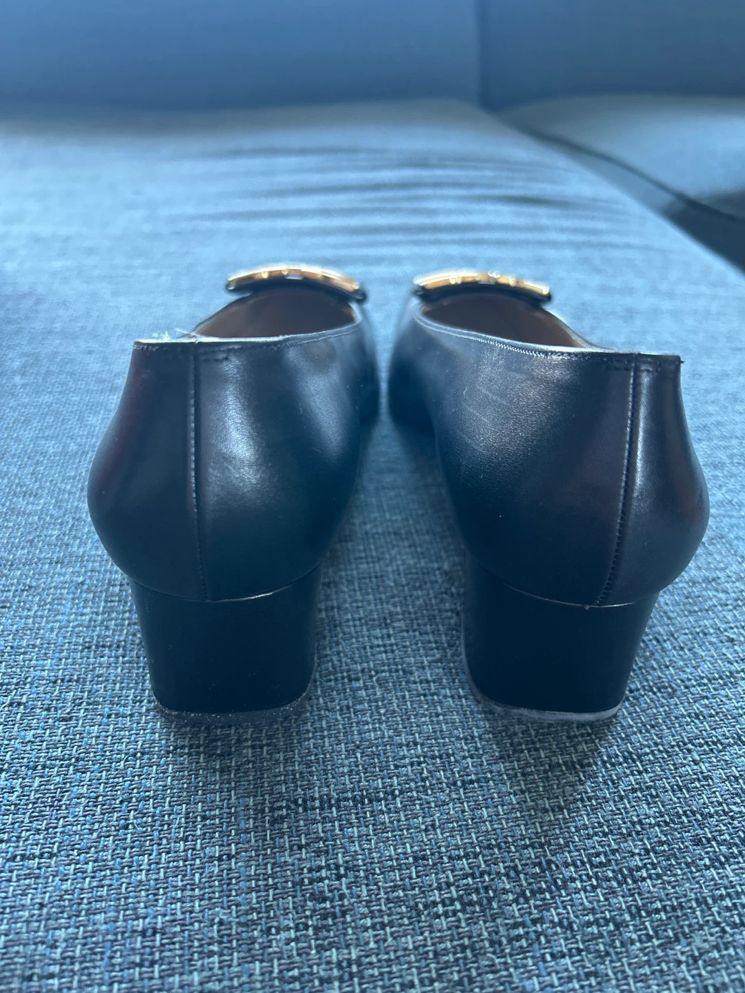 Salvatore Ferragamo Cassia Black Leather Heels Size 6 - photo 4