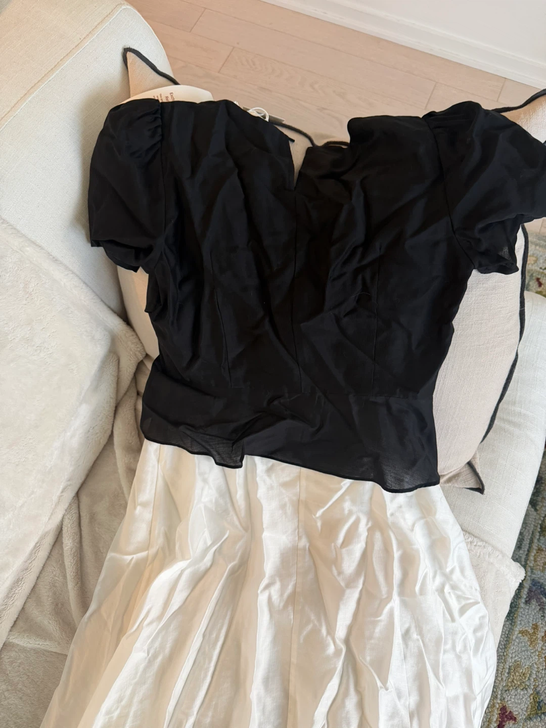 *BNWT* GOELIA Dress - size xs - photo 4