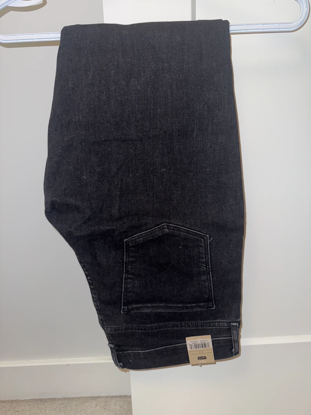 Women’s Levi Jeans