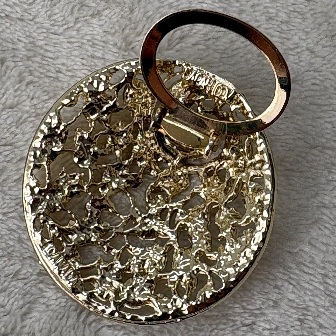Vintage Sarah Coventry Whirlwind Scarf Clip Gold Buckle Clip - photo 4