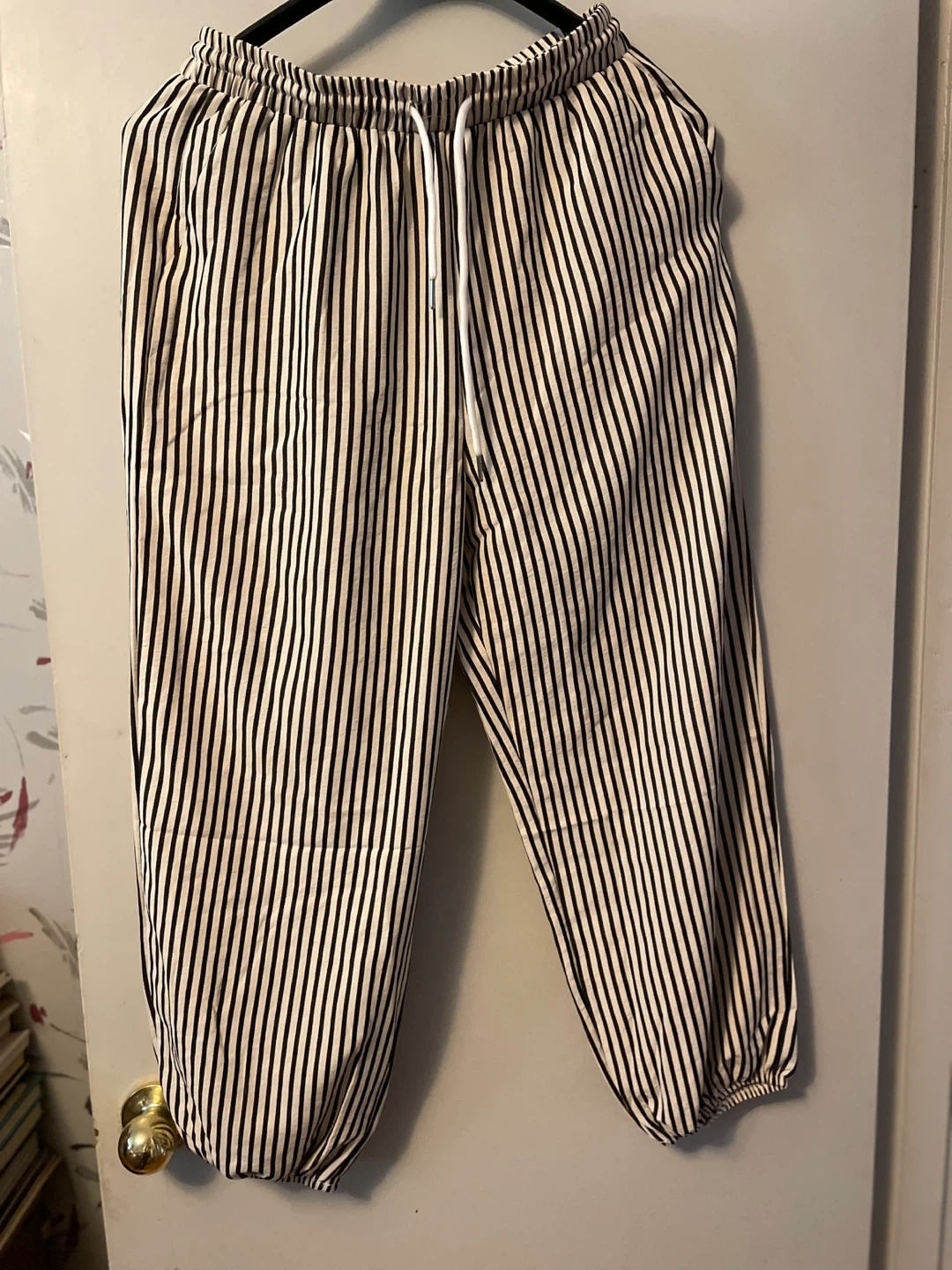 Striped Pants with 2 White & Black Top Set - photo 2