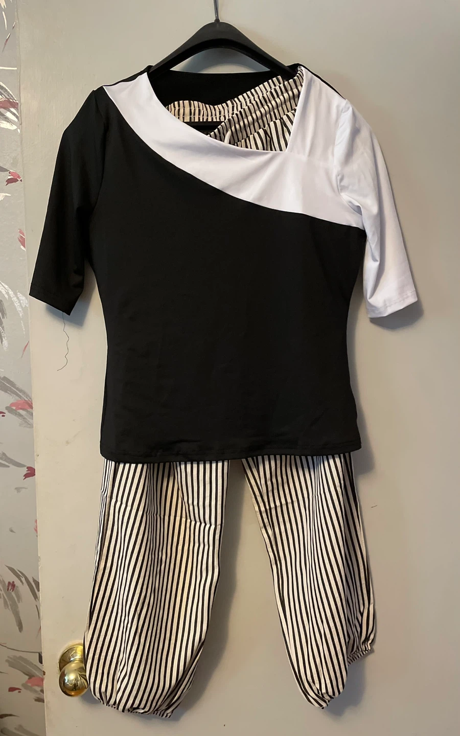 Striped Pants with 2 White & Black Top Set - photo 3