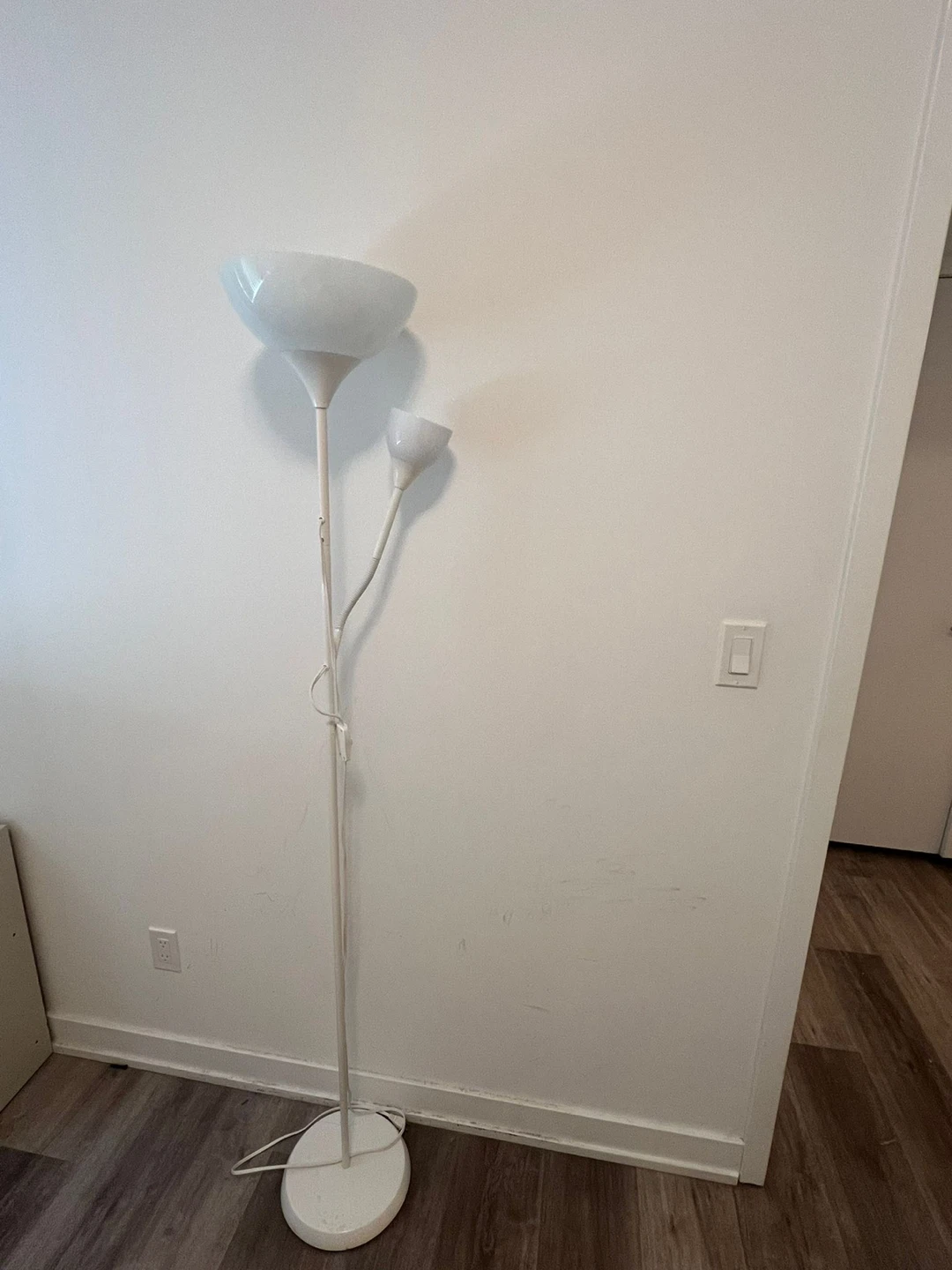 White Floor Lamp with Adjustable Reading Light