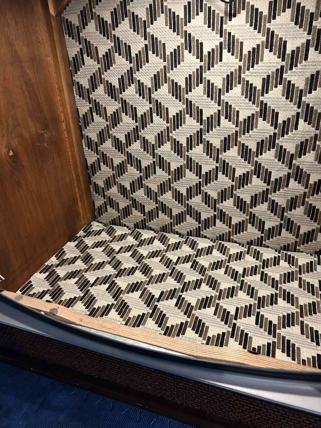 Vintage TV Converted Bar Cabinet - photo 5