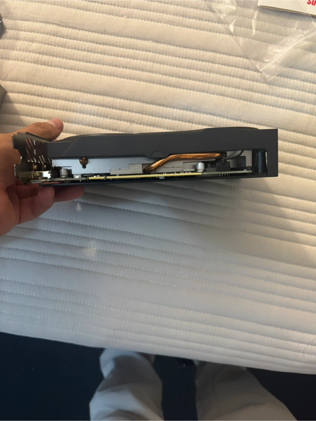 Gigabyte GeForce RTX 4060 - photo 2