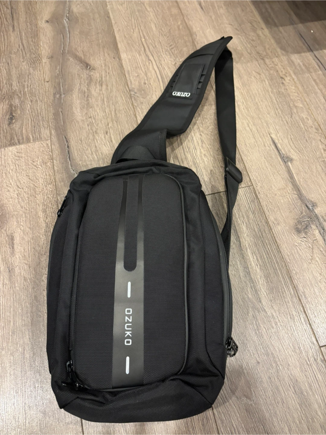 Ozuko Black Sling Bag