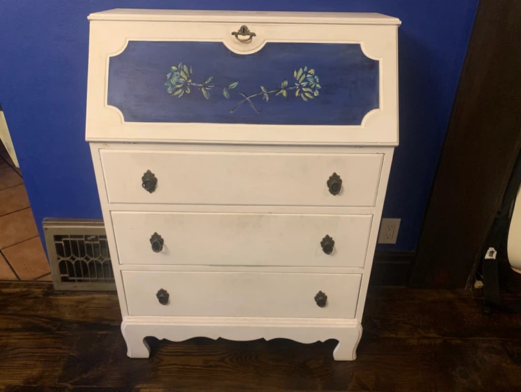 Hand fainted, white secretary desk