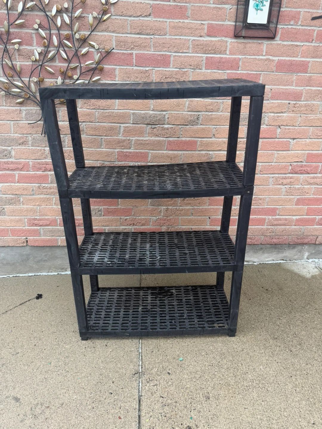4-Level Plastic Resin Shelf