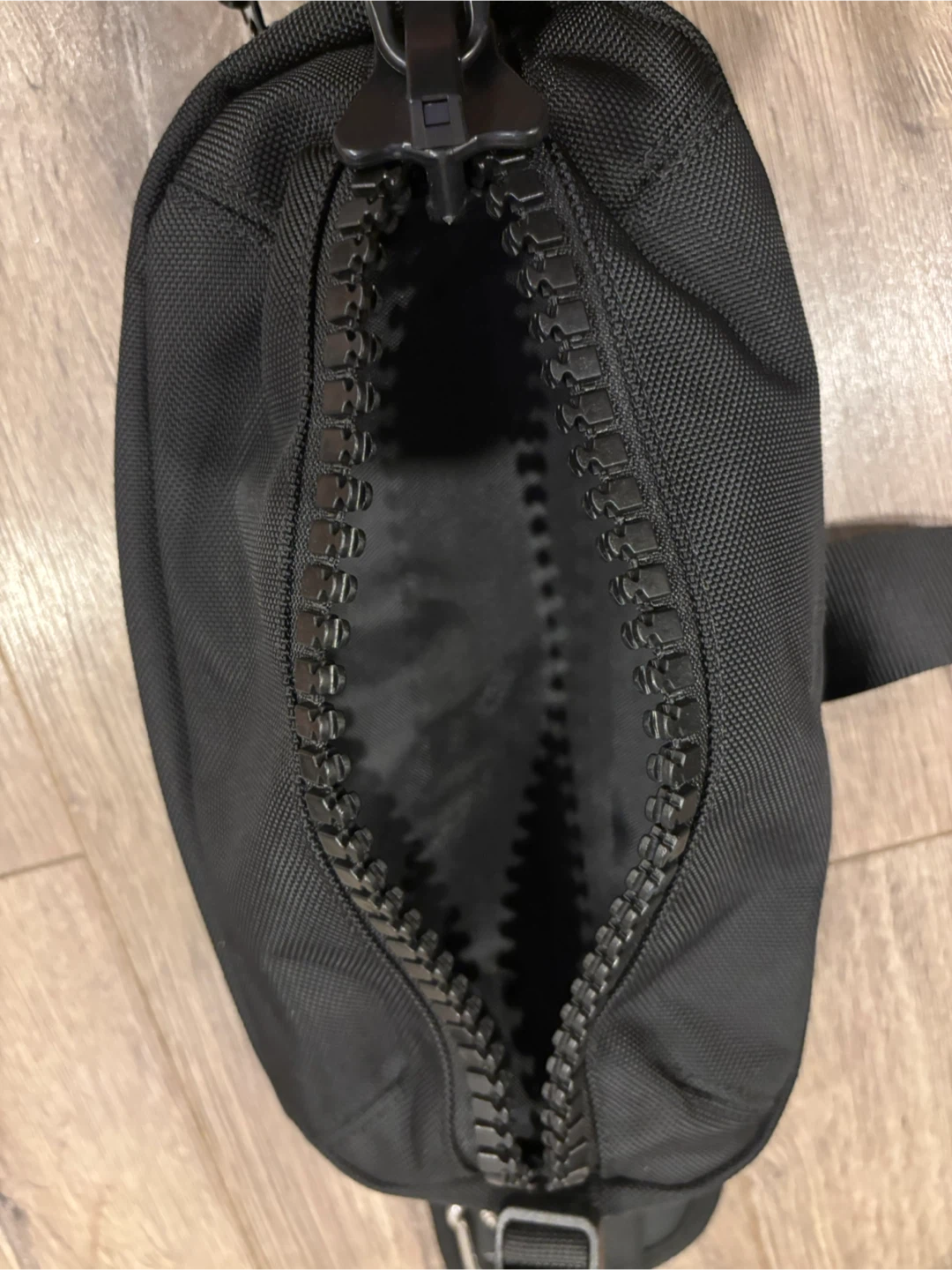 Black Sling Bag - photo 2