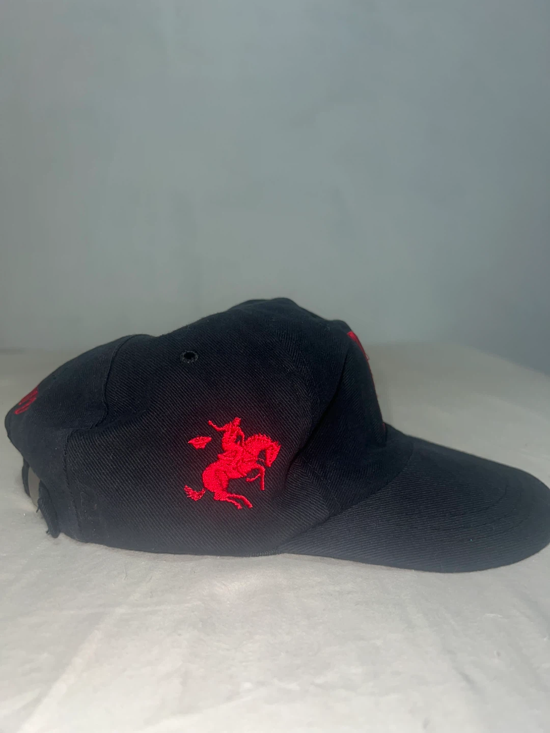 Marlboro Black Baseball Cap Red M Logo - photo 2