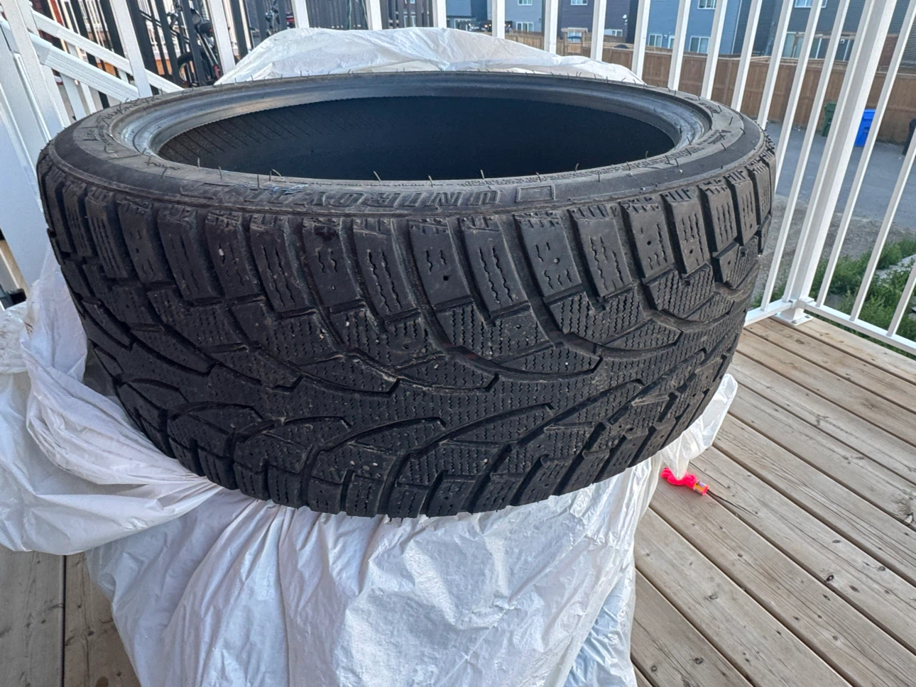 Winter Tires 235/40R19 | Used 1 Season | No Rims + Spare - photo 5