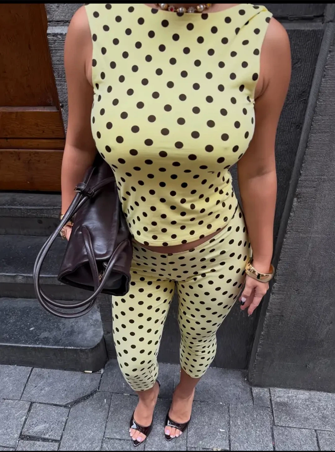Yellow Polka Dot Tank Top and Capris Set - photo 2