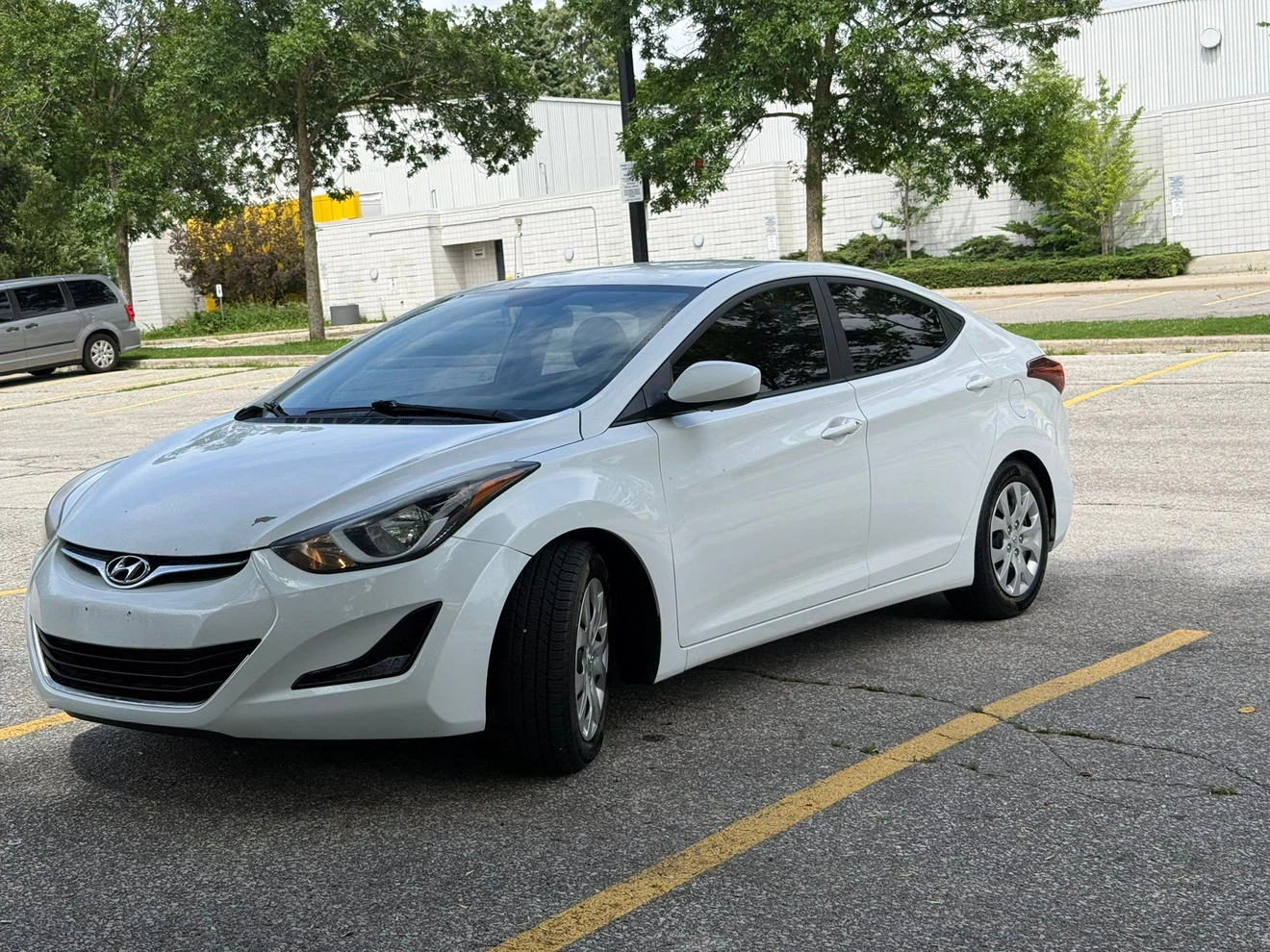 2015 Hyundai Elantra - photo 2