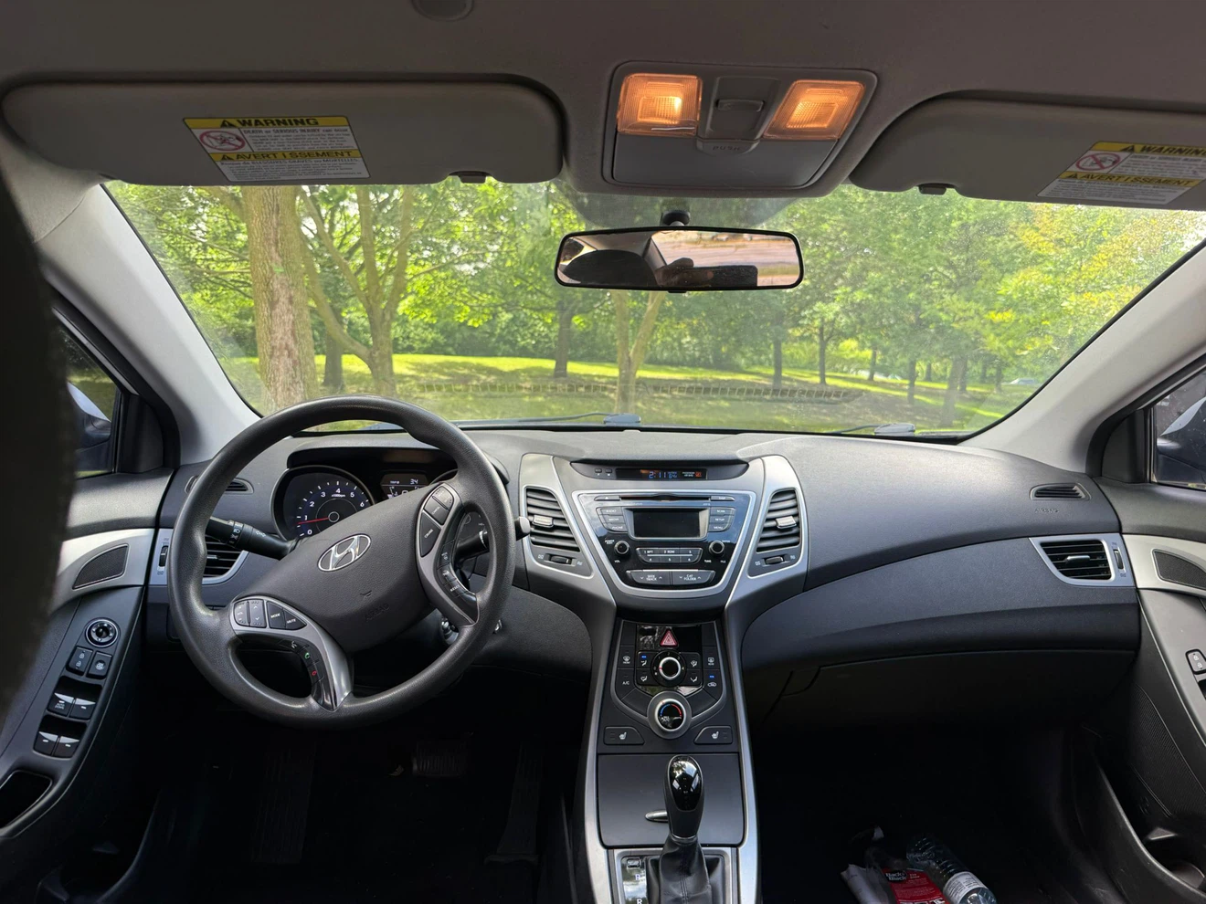 2015 Hyundai Elantra - photo 3