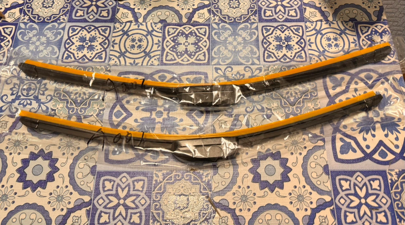 Suitable windshield wipers for Lexus sedans - photo 2