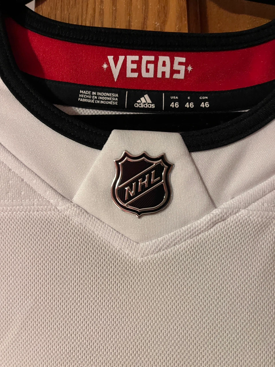 Adidas Vegas Golden Knights NHL Hockey Jersey Size 46 - photo 3