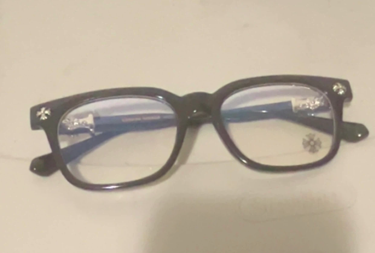 Chrome heart style glasses BLACK AND SILVED