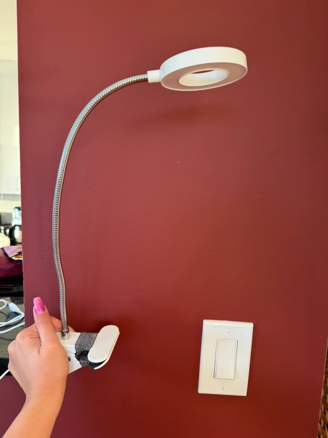 White Ring Light with Clamp - photo 2