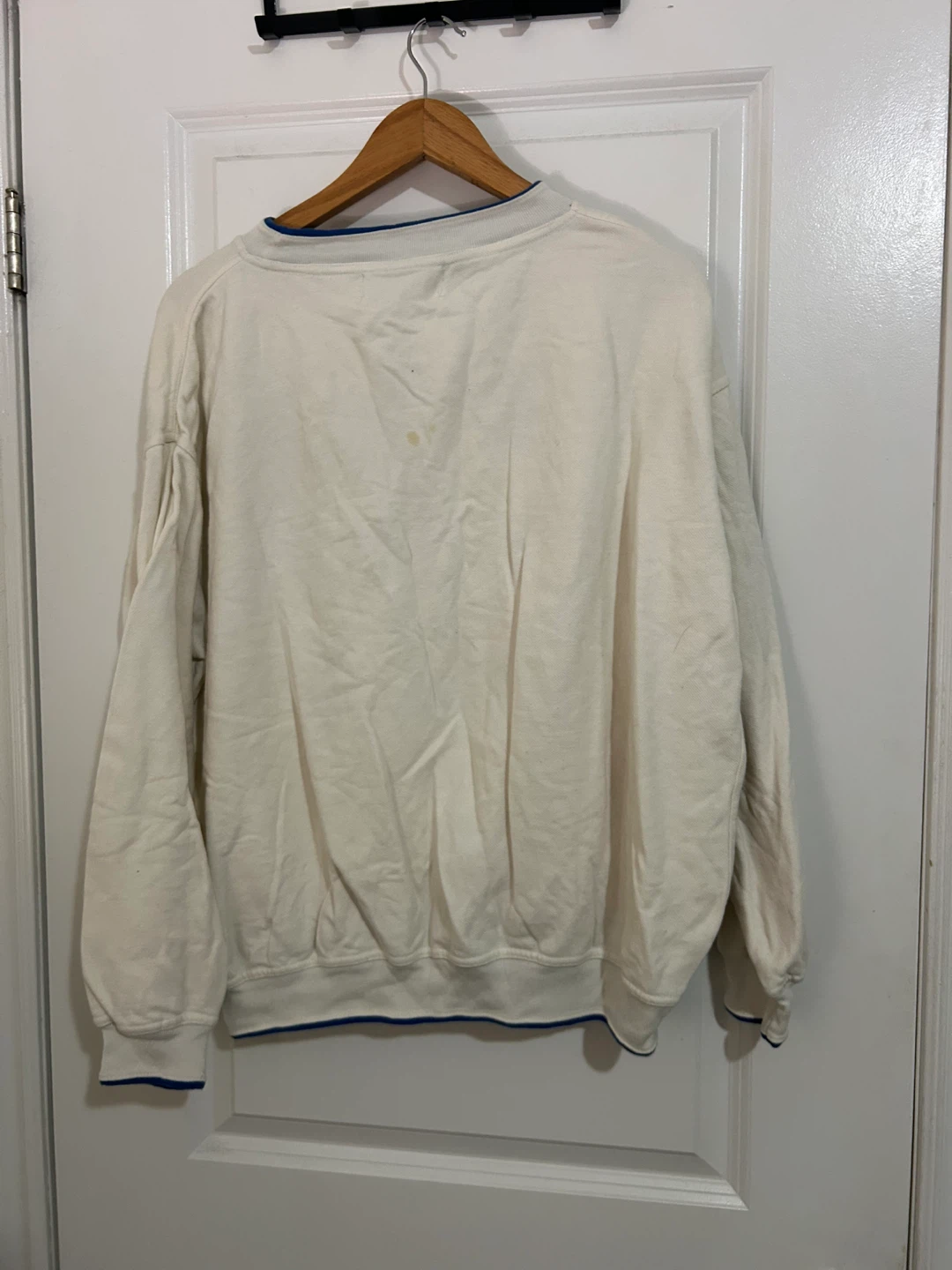 Vintage Cream Embroidered Golf Scene Crewneck Sweatshirt - photo 2