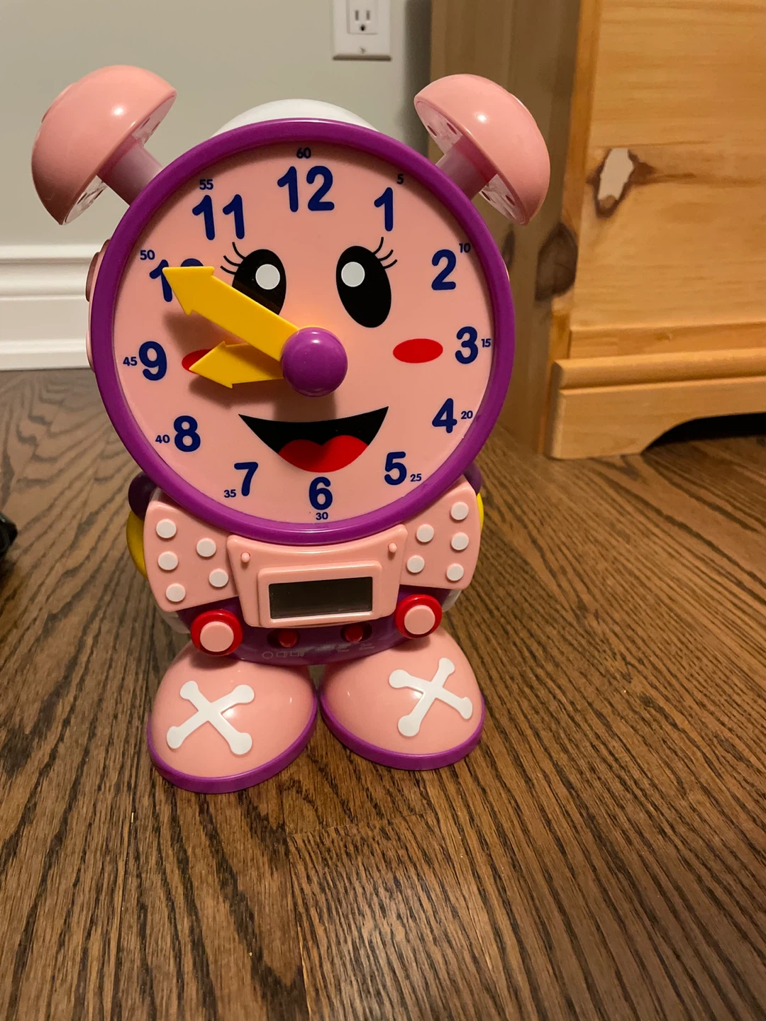 Telly the teaching Clock
