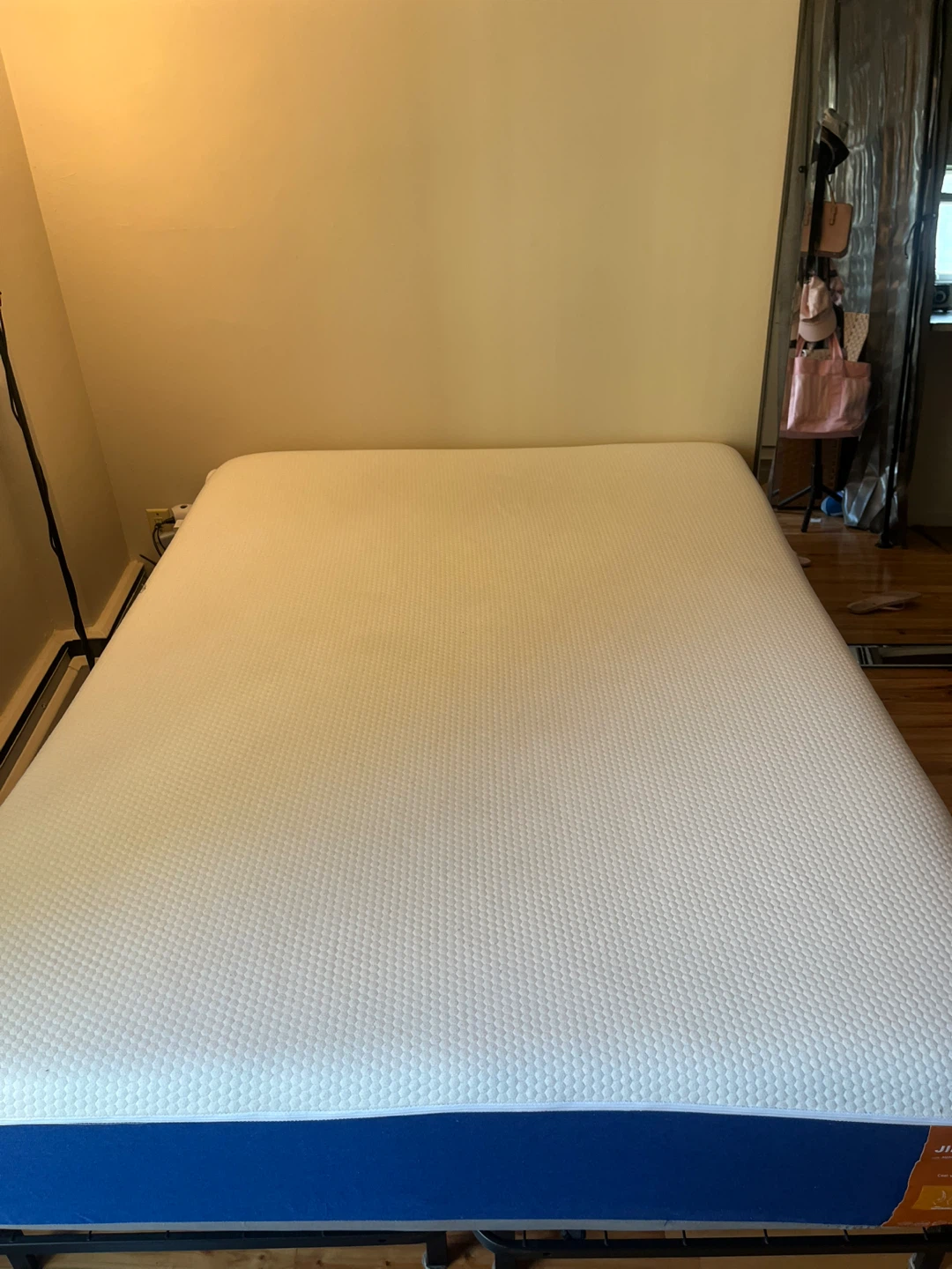 JINGXUN Queen Memory Foam Mattress
