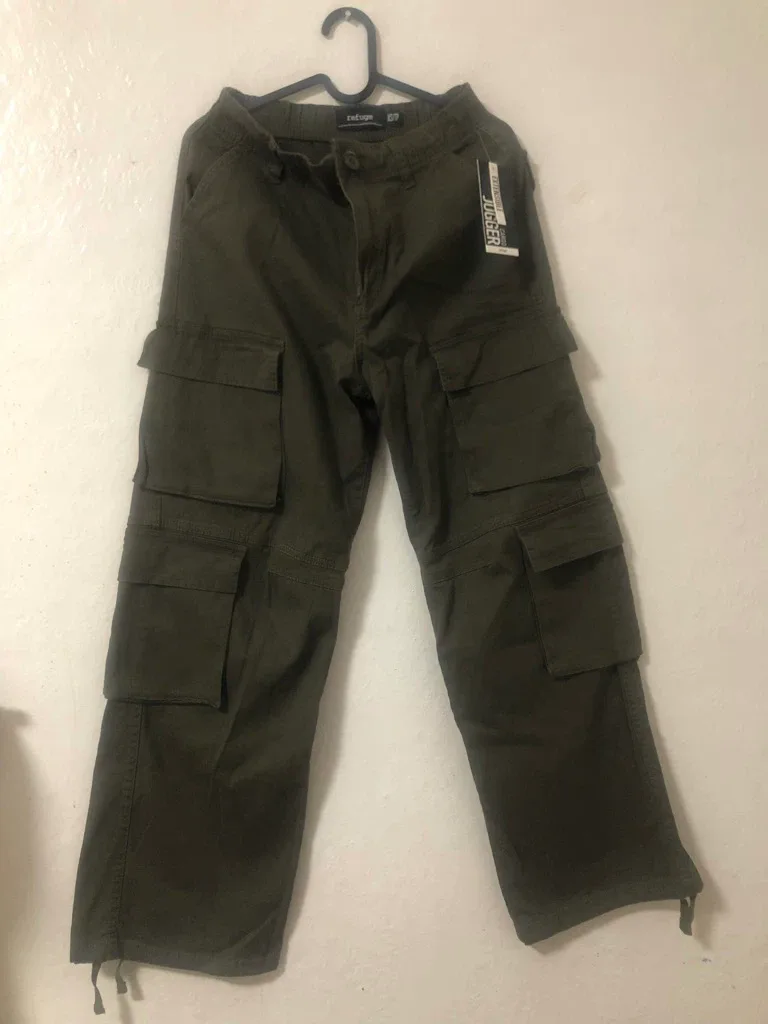 Refuge Cargo Jogger Pants - Olive Green