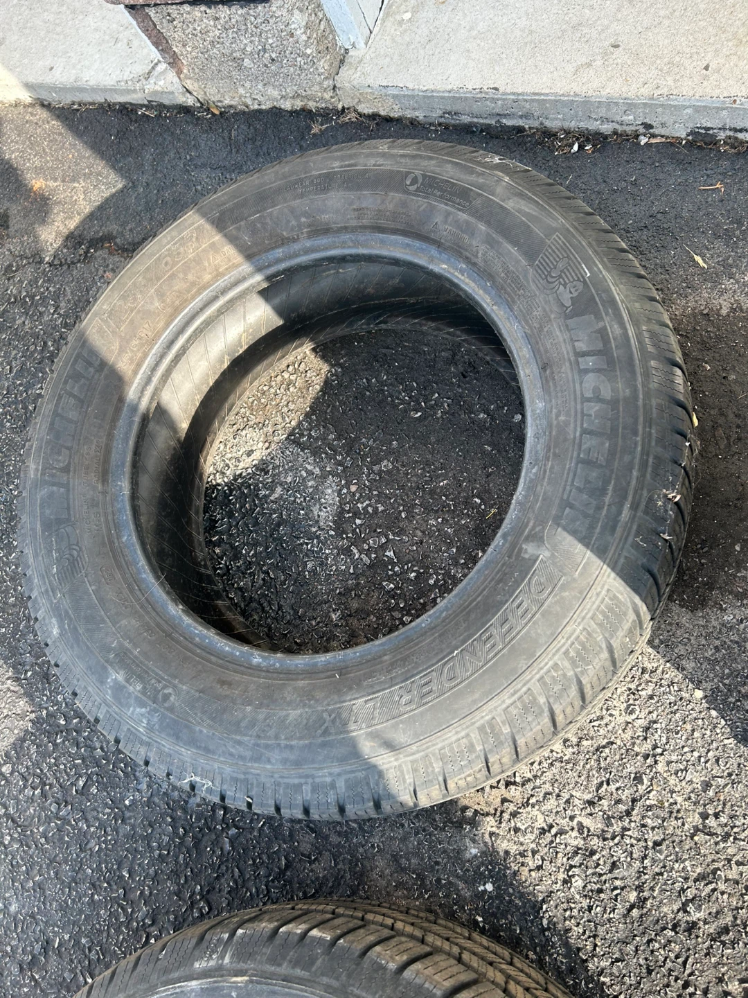 Michelin 235/65R17 Tires - photo 3