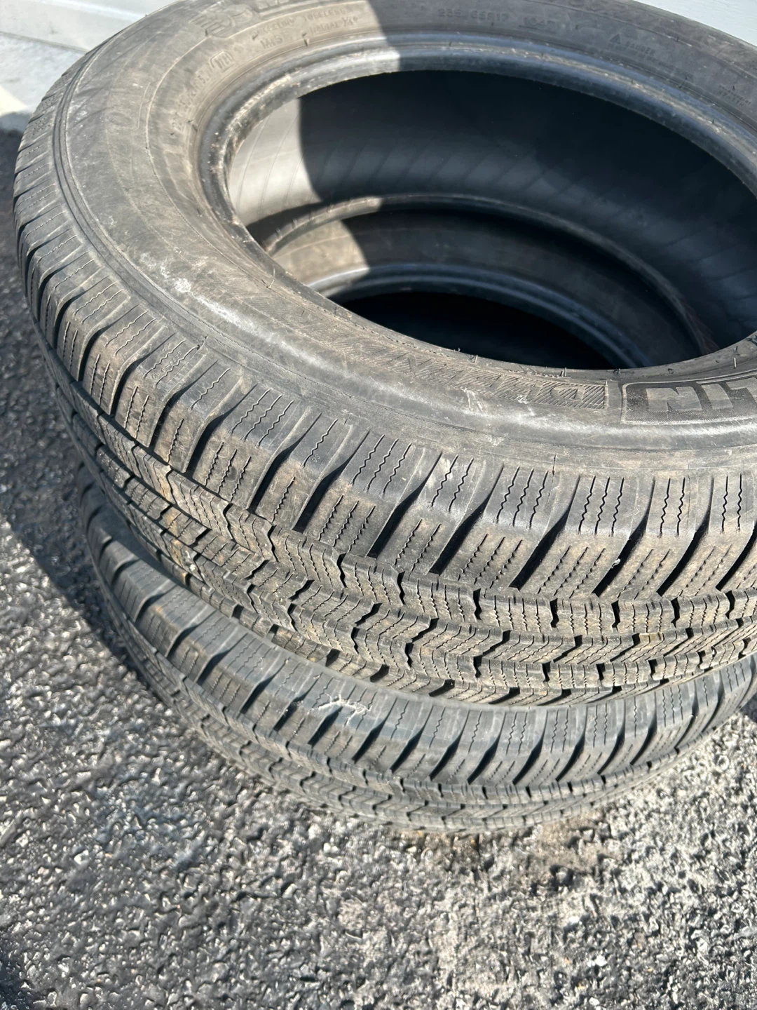 Michelin 235/65R17 Tires - photo 5