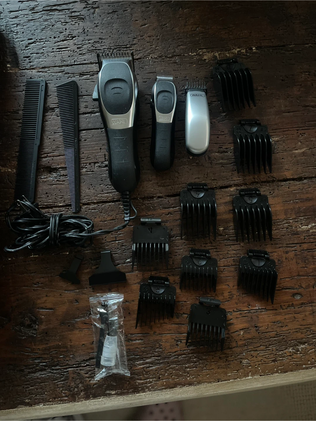 Wahl Corded Clipper Set with Accessories - photo 3