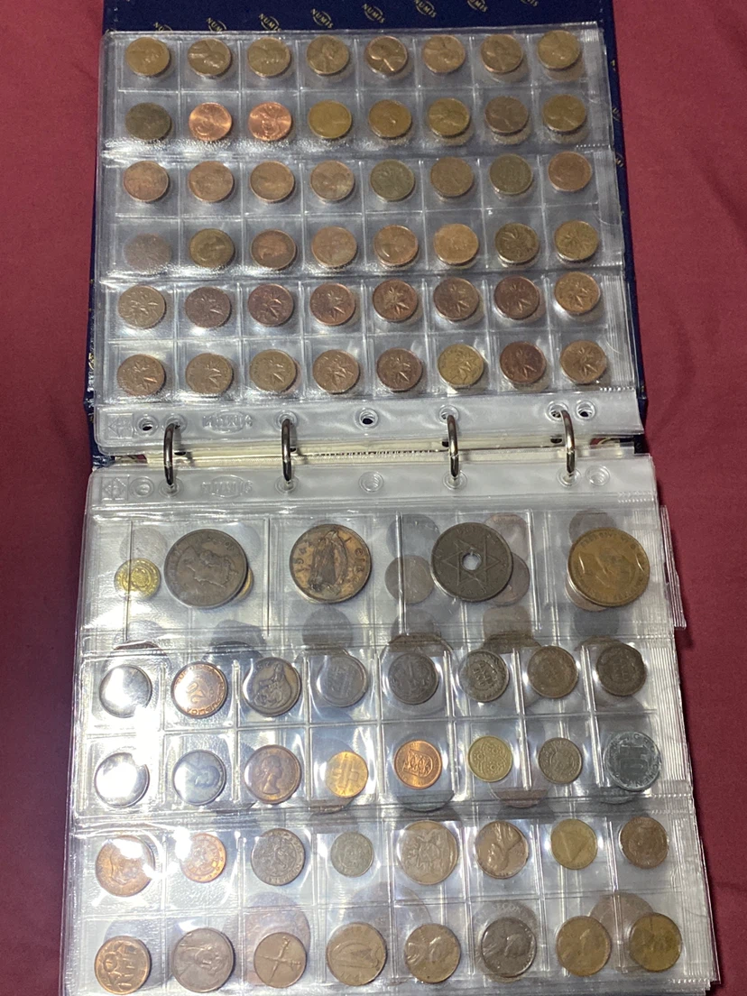 Vintage Coin Collection Album - photo 2